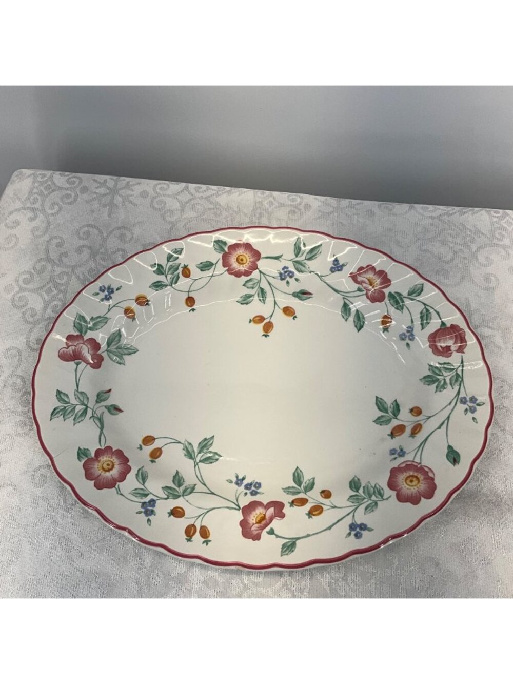 Churchill Briar Rose Staffordshire England Oval Serving Platter 12"
